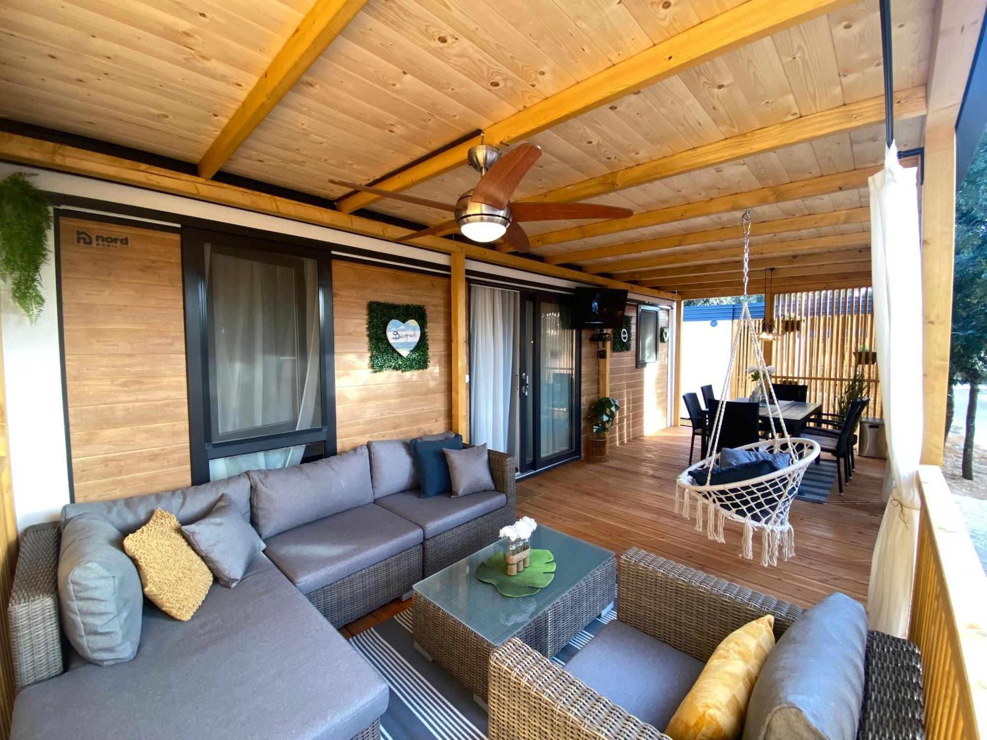 Mobile Leonida Camping Biograd Na Moru